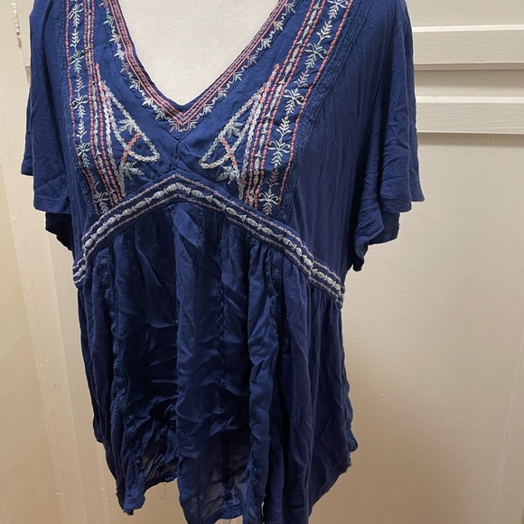 Knox Rose Blue Embroided Top - Picture 3 of 7